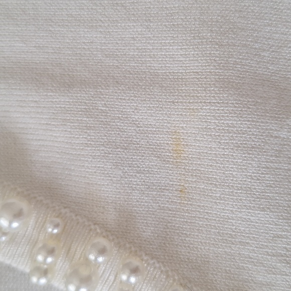 Elegant White Shrug - Picture 7 of 10